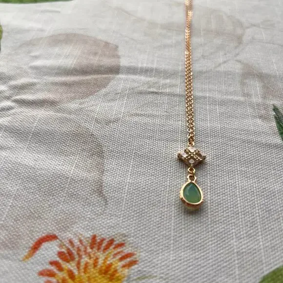 Chalcedony Opal Mint Sea Green Diamond Square Drop Art Deco Romantic Necklace - Picture 2 of 8